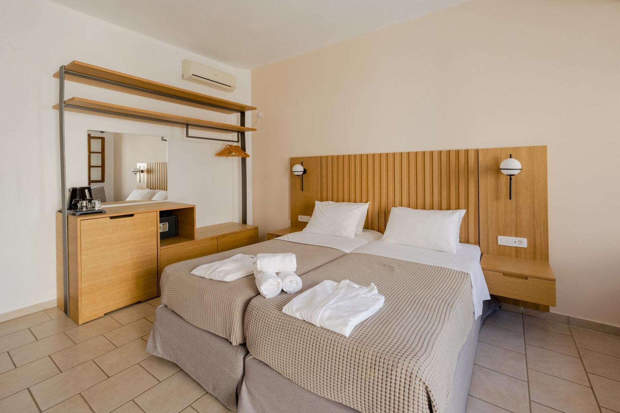 سيمي Opera House Hotel المظهر الخارجي الصورة